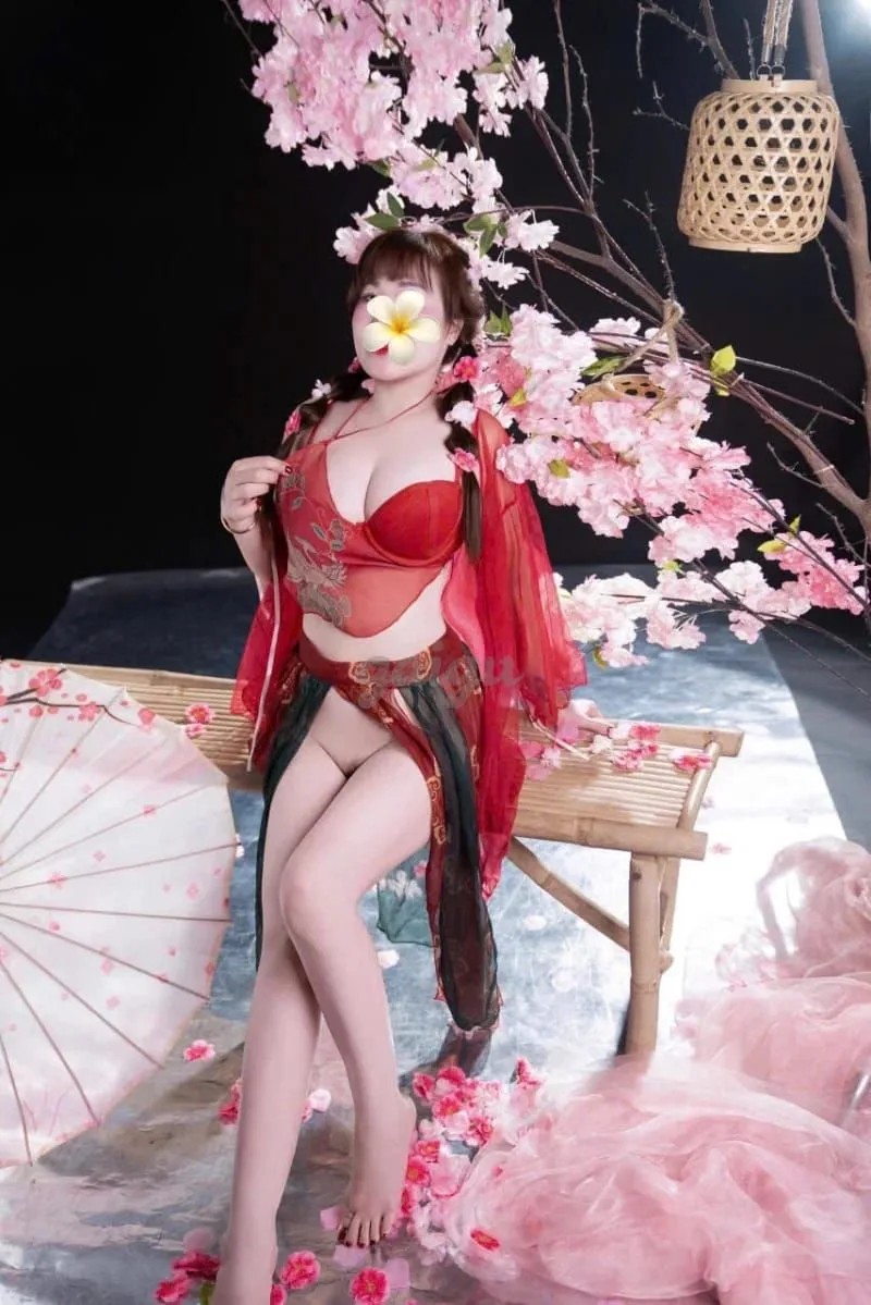 Ảnh 2 - Ha Ni:vú khùng,Mông to ,vui vẻ nhiệt tình
