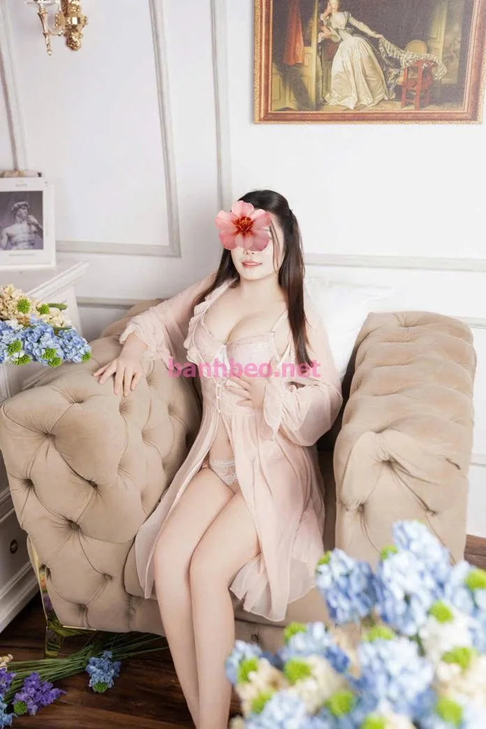 ✨BÍCH PHƯƠNG❣️MASSAGE TÌNH CẢM DÂM XINH MƠN MỞN