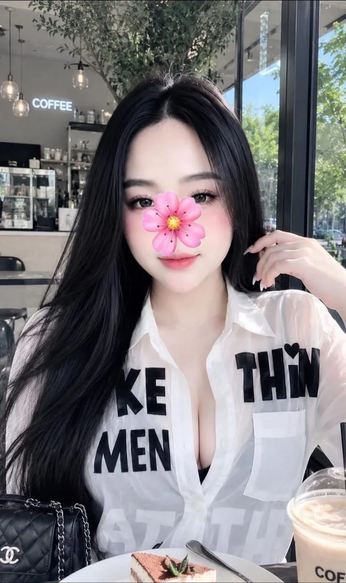 Gái gọi ️❤️Uyển Nhi❤️- Em xinh chuẩn mẫu - Thân thiện dễ gần - Thành phố Biên Hoà