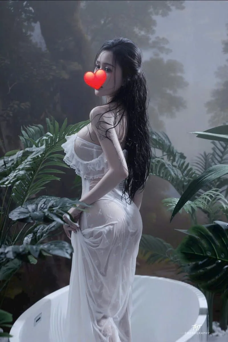 Gái xinh Bé Thảo_ Body gợi cảm, làm tình cực phê