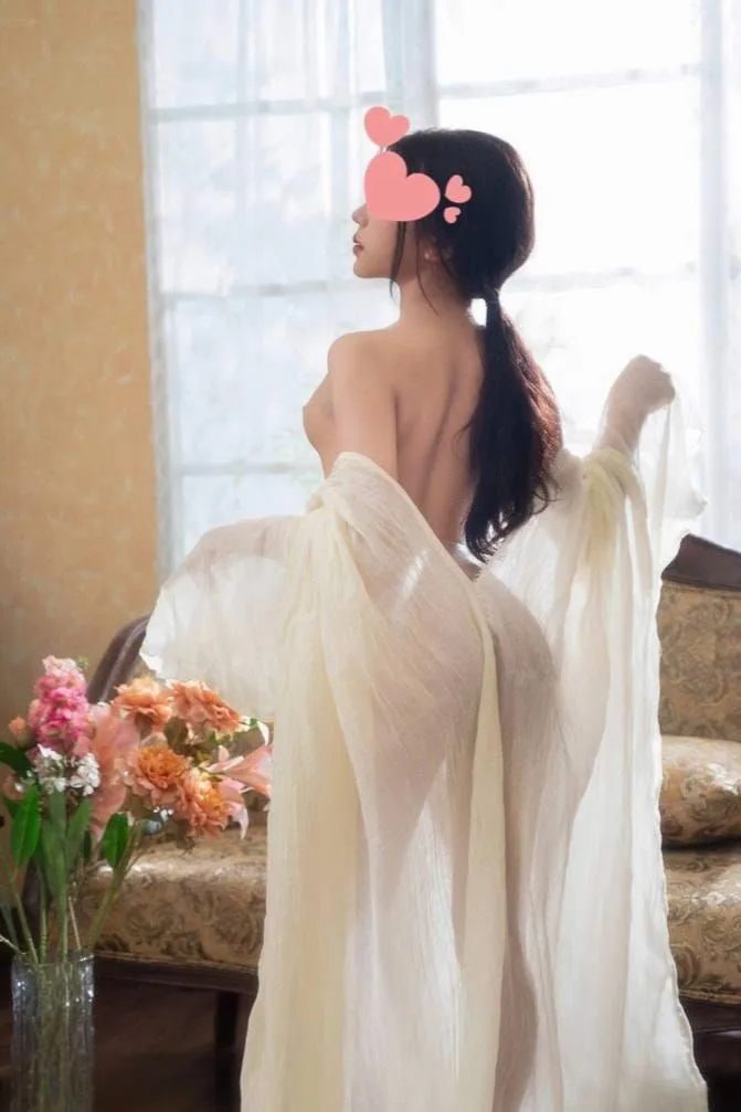 NEW ⭐️ QUỲNH ANH 2k4 - MỚI MẤT TRINH LẦN ĐẦU ĐI LÀM - VÚ BỰ MỌNG NƯỚC.