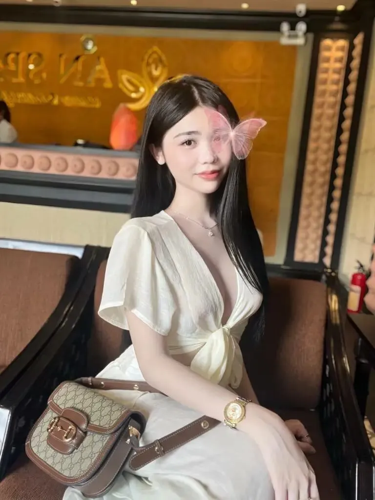 Ảnh 6 - Bé Thỏ 2K5❣️❣️❣️ DÁNG NGON - NGÂY THƠ KHUÂN MẶT XINH ĐẸP💋💋