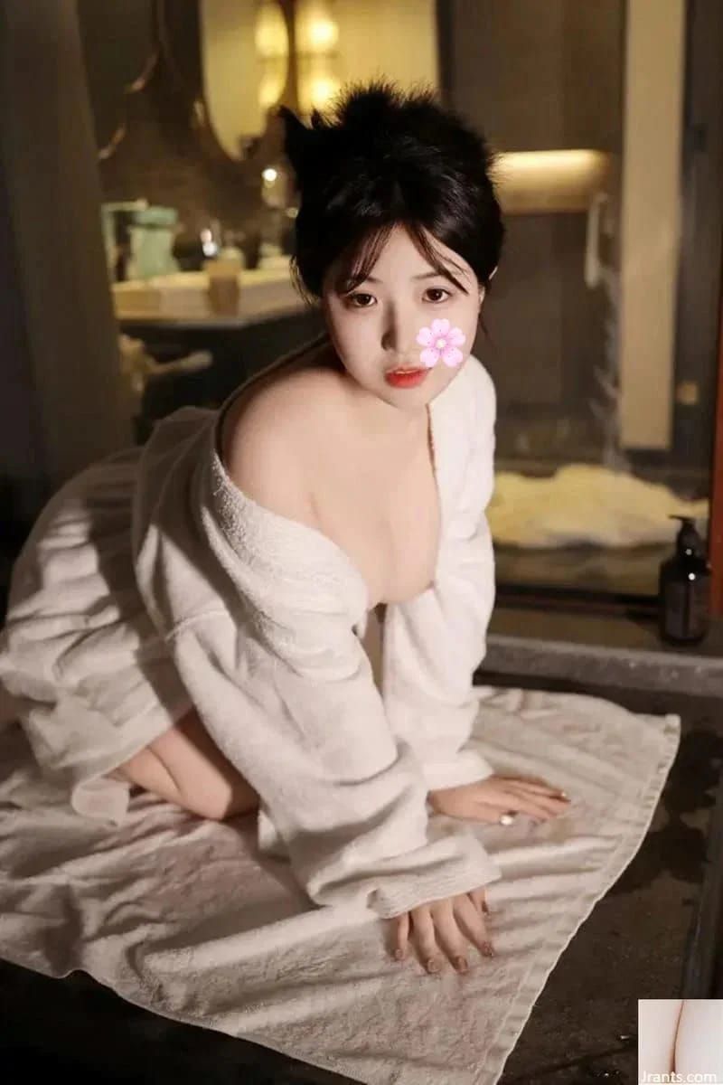 Ảnh chính