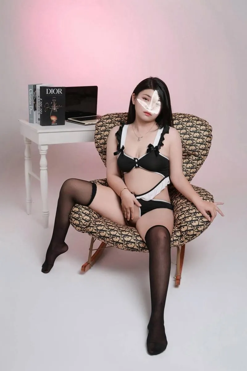 Ảnh 13 - Dâu Tây 2K2 - CHUẨN 2K2 Cute Vô Đối Khít Từ Trong Ra Ngoài