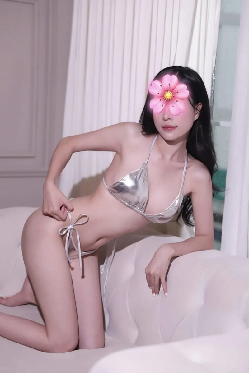 Ảnh 9 - ☀️☀️☀️☀️LAN VY❤️☘️✨BODY CỰC ĐẸP CÙNG VỚI NỤ CƯỜI NGỌT NGÀO-BÍM HỒNG VÚ CĂNG -MANG ĐẾN CHO ANH EM GIÂY PHÚT CỰC KHOÁI☀️☀️☀️