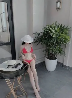 NGUYỆT NHƯ - DÂM ĐÃNG, NGOAN CHIỀU, ĐI LÀM VÌ ĐAM MÊ