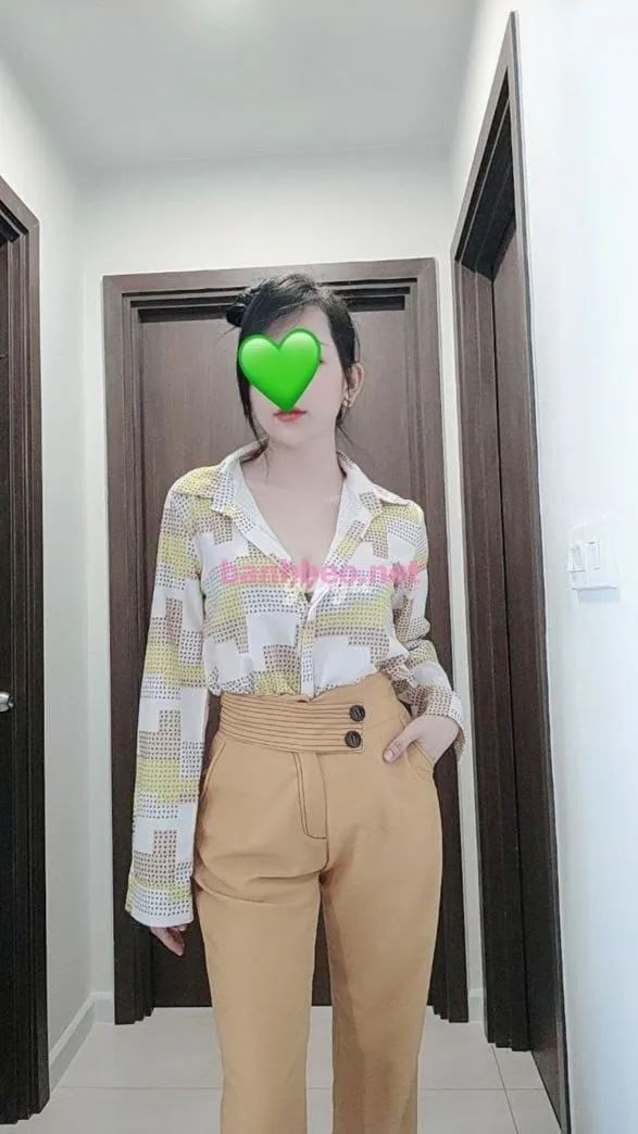 Ảnh 2 - Quỳnh Hương 99 da trắng dáng chuẫn