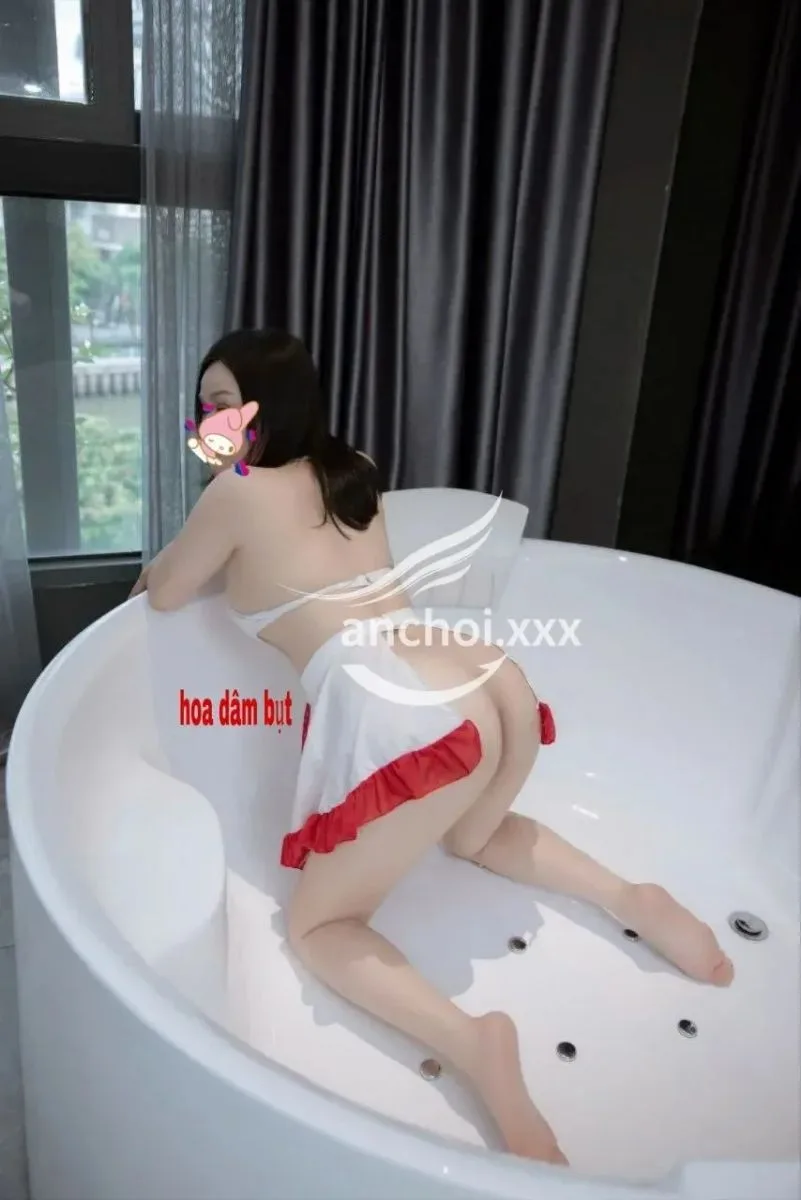 THU YÊN - Gái Xinh Nhiệt Tình, Phục Vụ Hết Mình Như Người Yêu