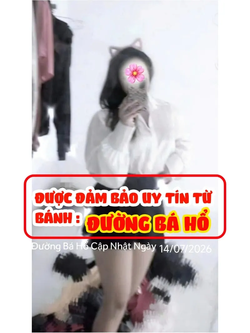 HÀ LINH XINH NGON MỘNG NƯỚC MÚP RỤP NHIỀU NƯỚC LOL