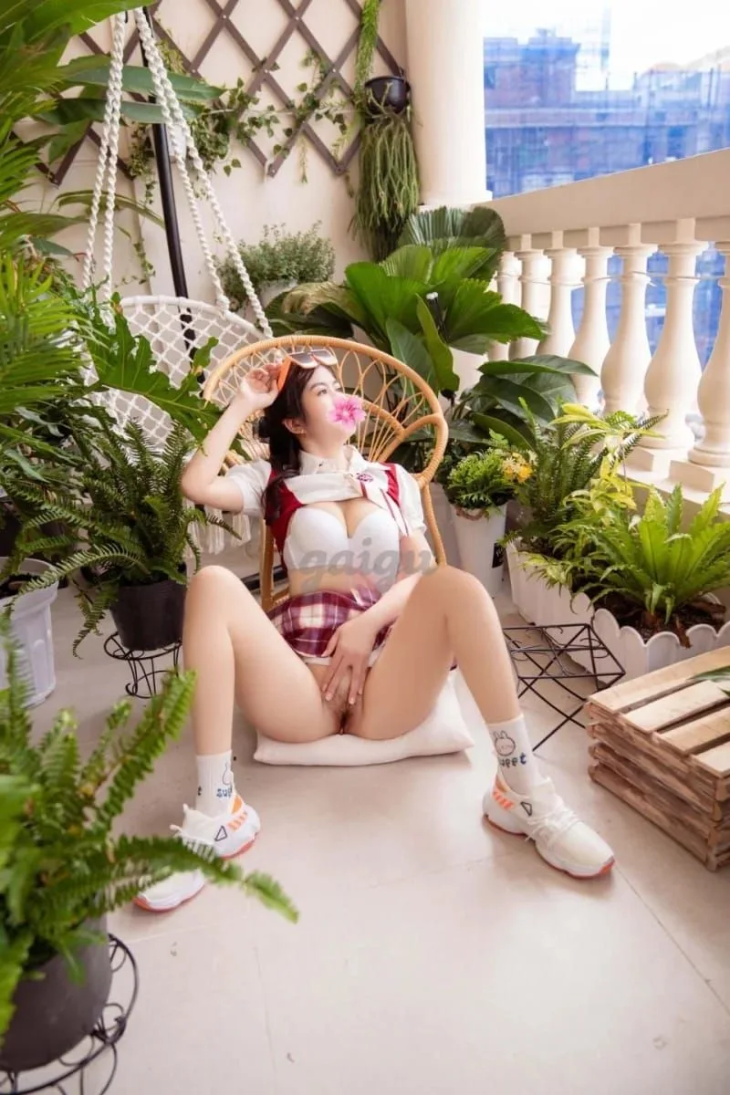 Ảnh 4 - Linh Chi sexy khiêu gợi ngọt ngào