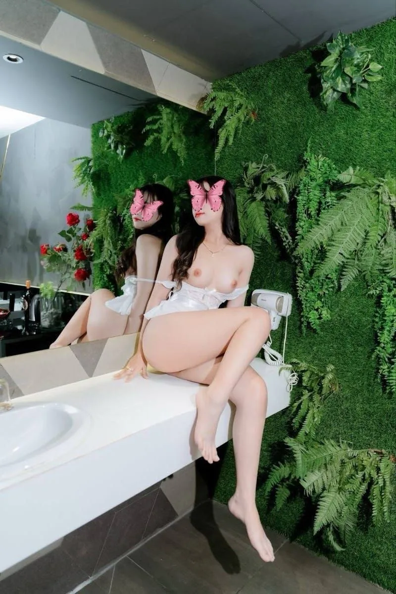 Ảnh 4 - LOLI GIRL XOÀI NON CUTE NGOAN XINH, SIÊU CHỀU KHÁCH, HÀNG CHẤT LƯỢNG