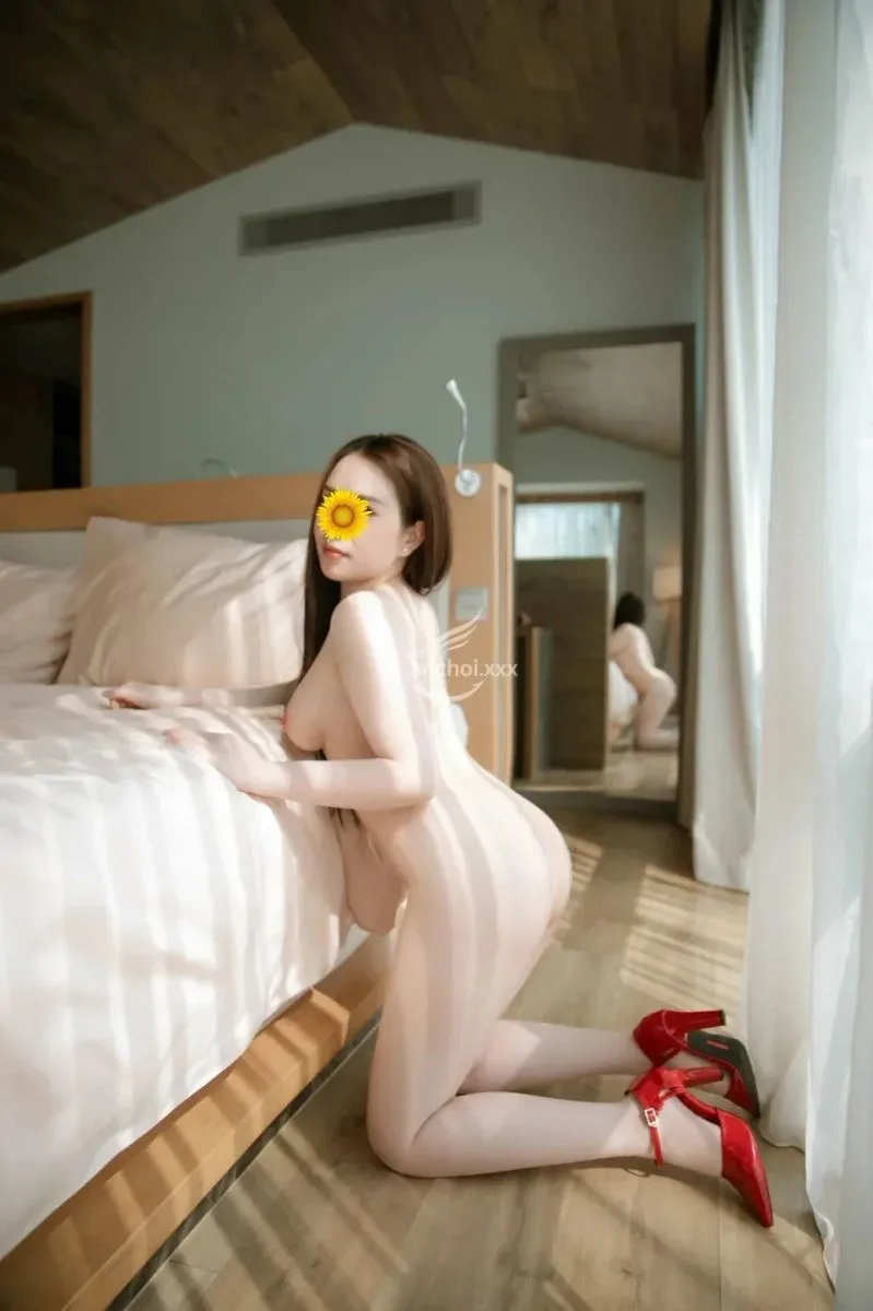 ÁI VY THÂN THIỆN LÀM TÌNH DÂM VUI VẺ NHIỆT TÌNH