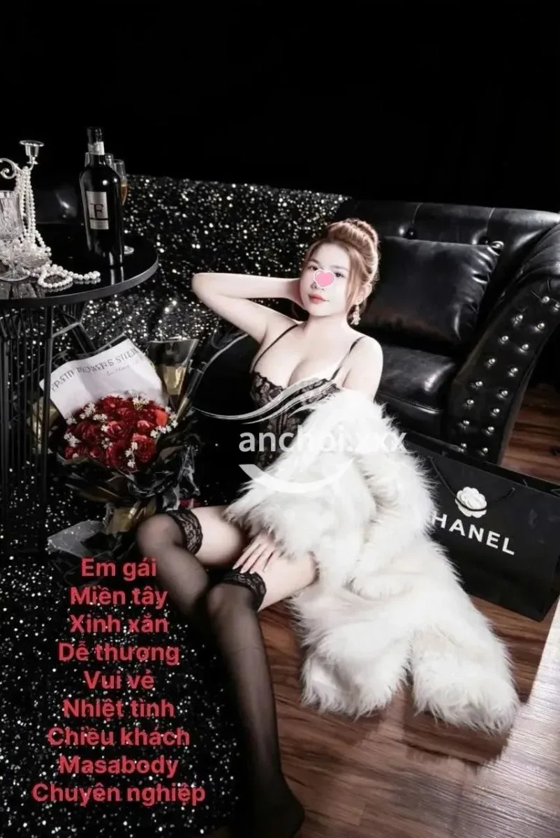 Linh Anh Girl Xinh Vú To Ngọt Ngào - Tình Cảm Quyến Rũ Say Mê