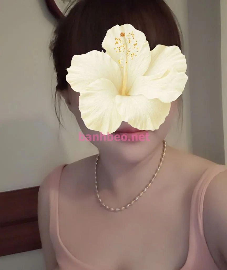Ngọc Nhi- em tươi xanh, thơm ngon bổ rẻ!!!