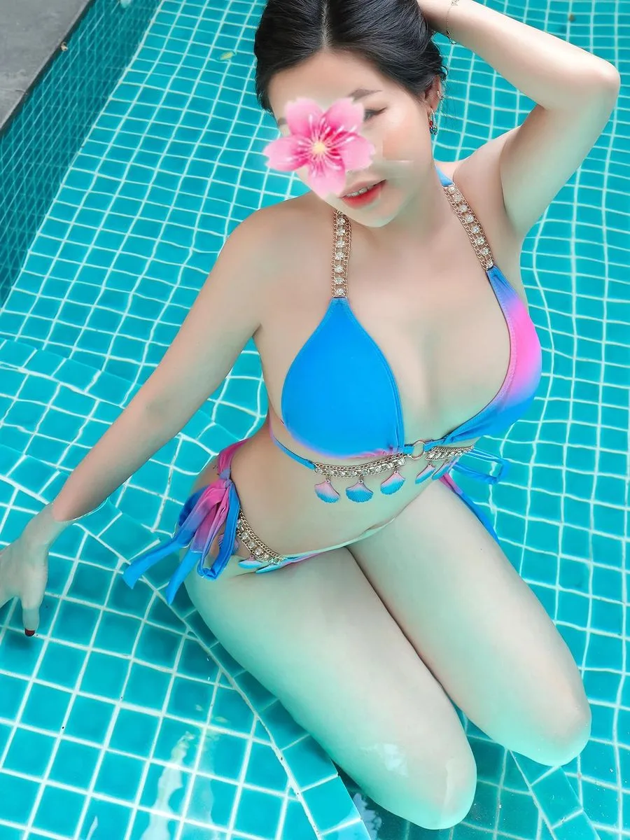 ❤️ KHÁNH NGÂN ❤️ Thiếu nữ Sexy - Dáng xinh Ngực đẹp - Siêu dâm
