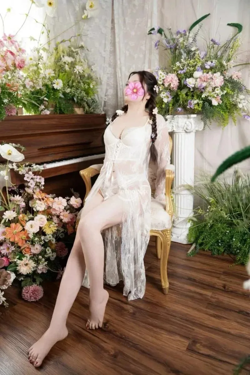 Ảnh 2 - Tra myDÂM NỮ THÍCH BÚ LIẾM * NGỰC NỞ MÔNG CONG ĐIỆN NƯỚC ĐẦY ĐỦ