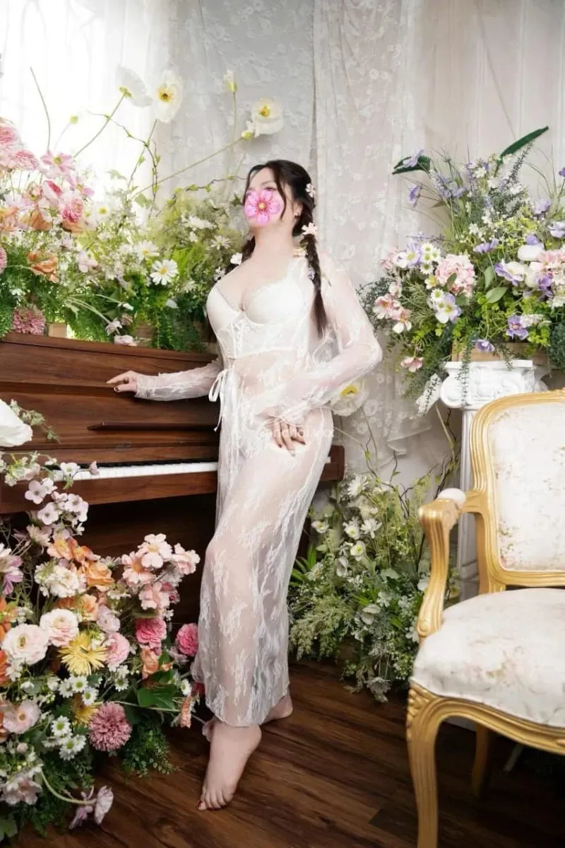 Ảnh 5 - Tra myDÂM NỮ THÍCH BÚ LIẾM * NGỰC NỞ MÔNG CONG ĐIỆN NƯỚC ĐẦY ĐỦ
