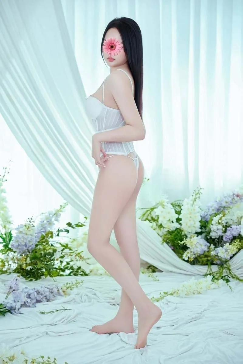 Ảnh 4 - Ngân Thảo - Dâm Đãng