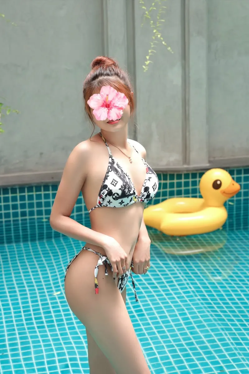 Ảnh 6 - CÚC HOA CÔ NÀNG VUI TÍNH NHIỆT TÌNH DÂM ĐÃNG