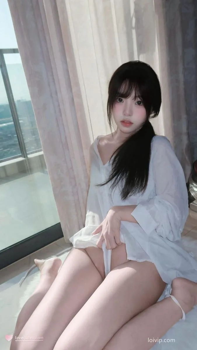 Khánh Huyền vẻ đẹp thư sinh 🌸