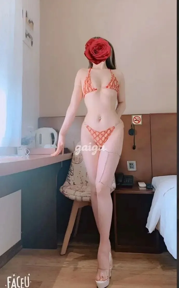 Ảnh 2 - Hot girl Trâm anh xinh đẹp vui vẻ nhiệt tình chiều khách