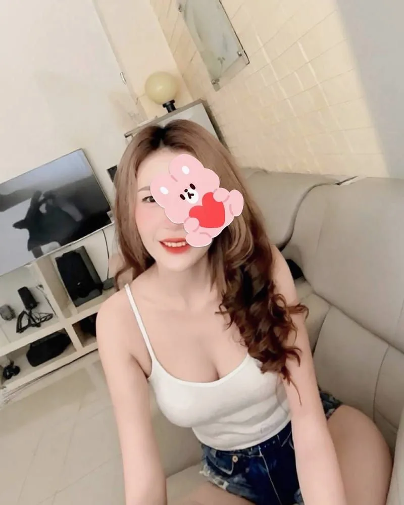 Thiên Vy 1m68 hình dt chân thật 100% nhé