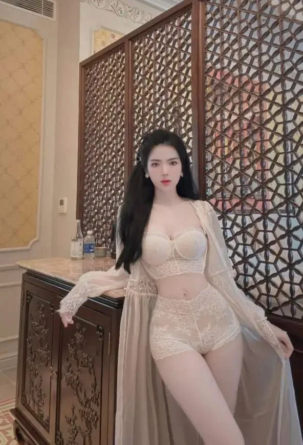 Ảnh 8 - KIỂU ANH 400k , ☎️24/24♥️♥️MẶT XINH VÚ TO – BODY NÓNG BỎNG – LÀM TÌNH BÚ MÚT CHIỀU CHUỘNG CÁC ANH ĐẦY ĐỦ NHƯ NGƯỜI YÊU