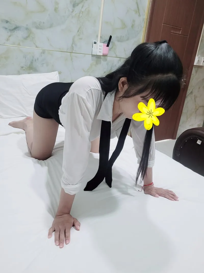 Ảnh 13 - An Quỳnh  2k2  hot girl 1m68 vào đời.