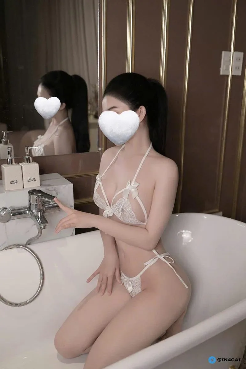 ÁI NHI_ XINH DÂM LÀM TÌNH CHUYÊN NGHIỆP