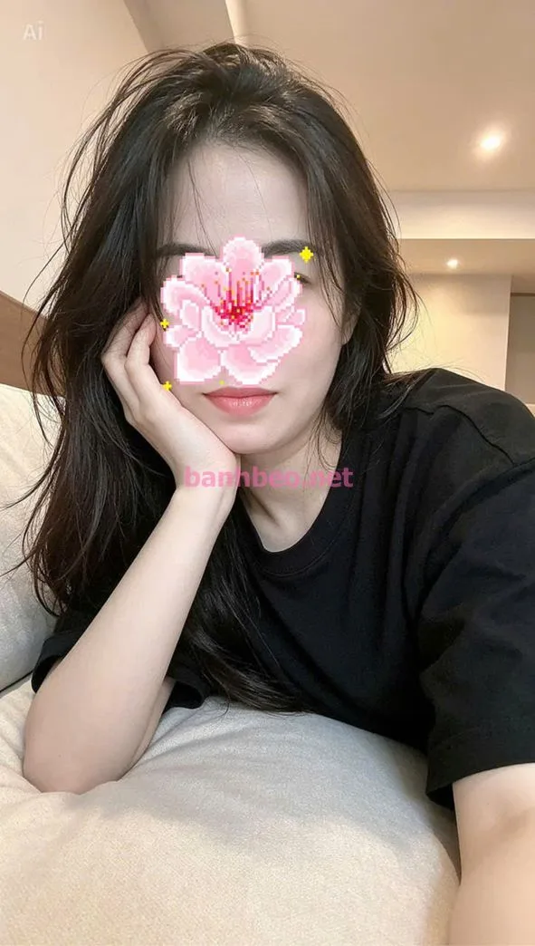 NGỌC NHI CUTE VẺ ĐẸP TRONG SÁNG LẦN ĐẦU ĐI LÀM CỰC CHIỀU KHÁCH