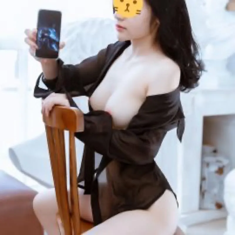 Ảnh 3 - ANA GÁI DÂM VÚ TO NGON, LÀM TÌNH ĐỈNH THẦN SẦU, PHÊ TÊ TÁI CÙNG EM