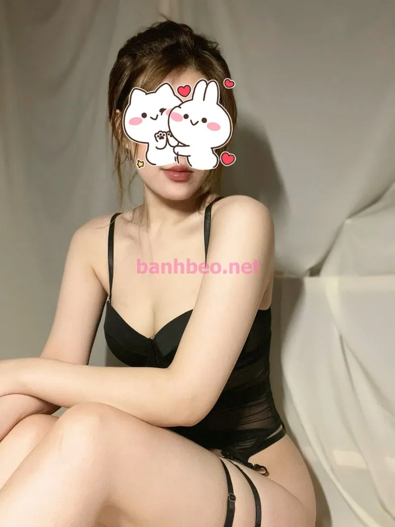 GÁI NON XINH TIỂU VY_ MẶT ĐẸP TỰA THIÊN THẦN_ BODDY BÁ CHÁY _LÀM TÌNH SIÊU PHÊ