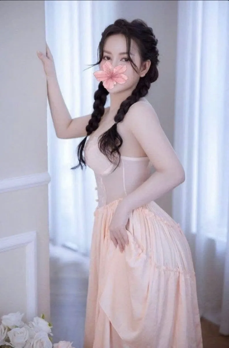 Ảnh 2 - Ánh Vy