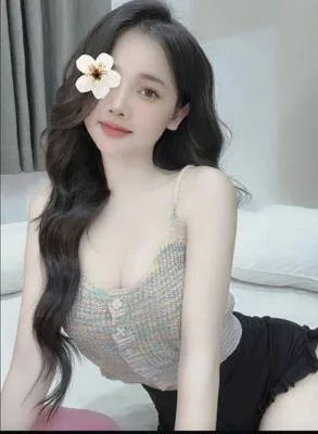 Ngọc Anh _Vú To_Mông Cong_ Non Tơ
