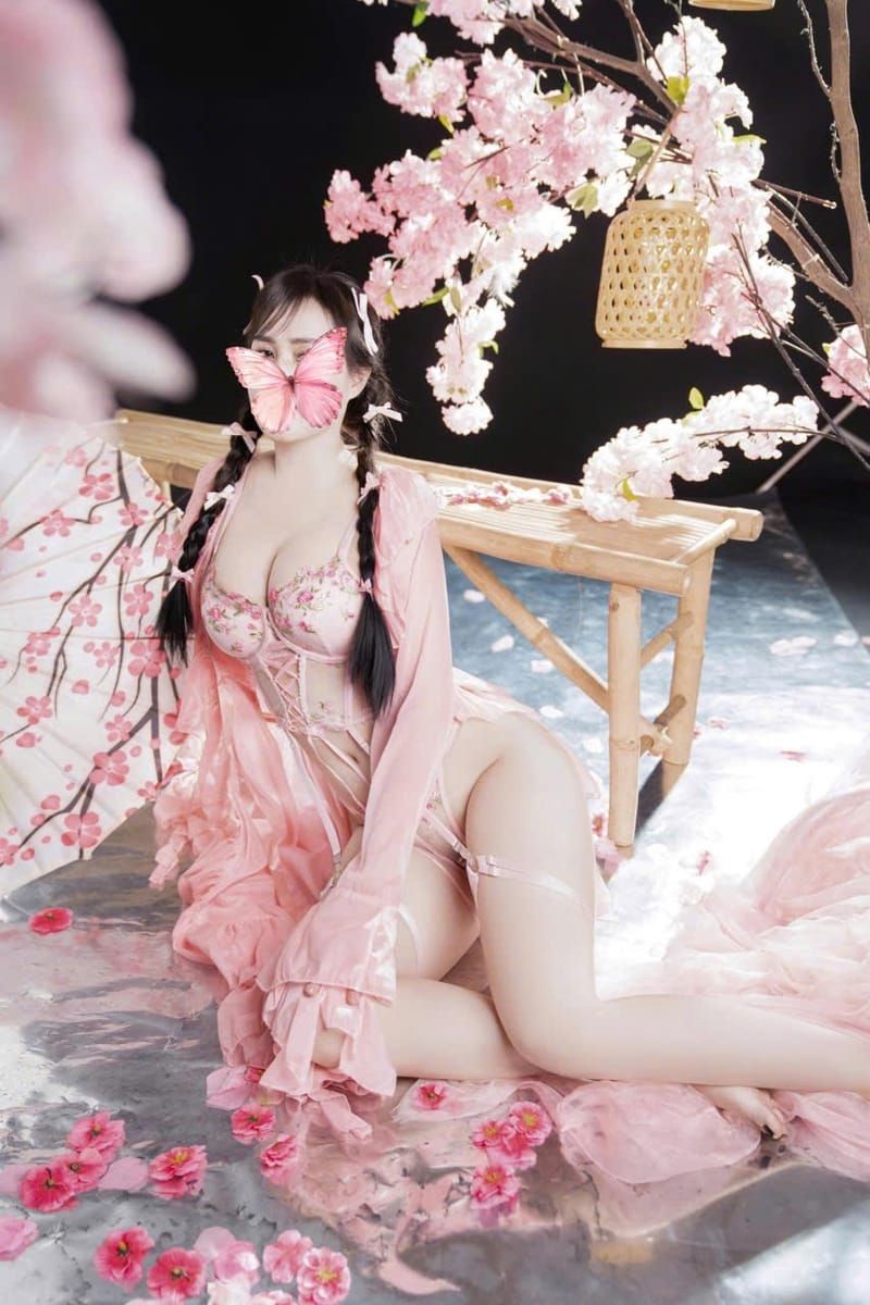 Ảnh chính