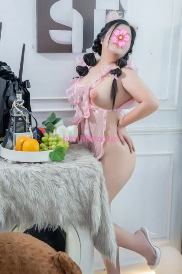 Ảnh 5 - MAI PHƯƠNG Xinh Vú To Ngọt Ngào - Tình Cảm Quyến Rũ Say Mê