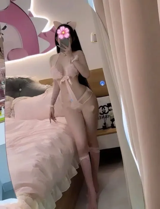 Ảnh 4 - NHÃ TRINH xinh ngoan yêu của anh 🔥🔥 cam kết đẹp chuẩn hình 100% nhé anh em, em chỉ nhận khách trẻ