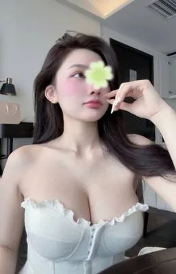 🦋🦋 Linh Nhi 🦋🦋 đá lưỡi chuyên nghiệp 🦋🦋 liếm cột cắn bi 🦋🦋