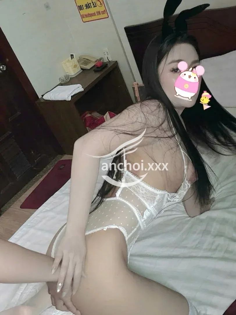 GÁI DÂM NA TÂY_ XINH NHƯ THIÊN THẦN BODDY GỢI CẢM