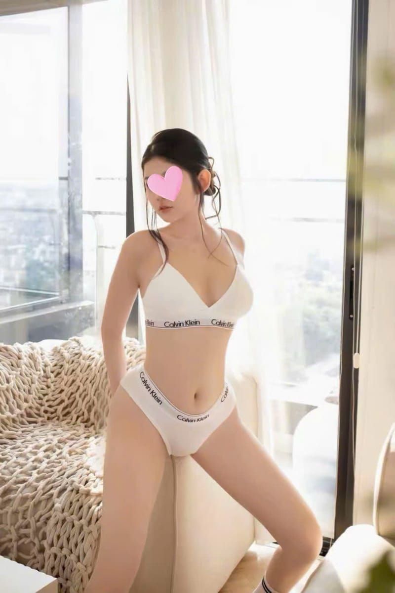 Ảnh chính