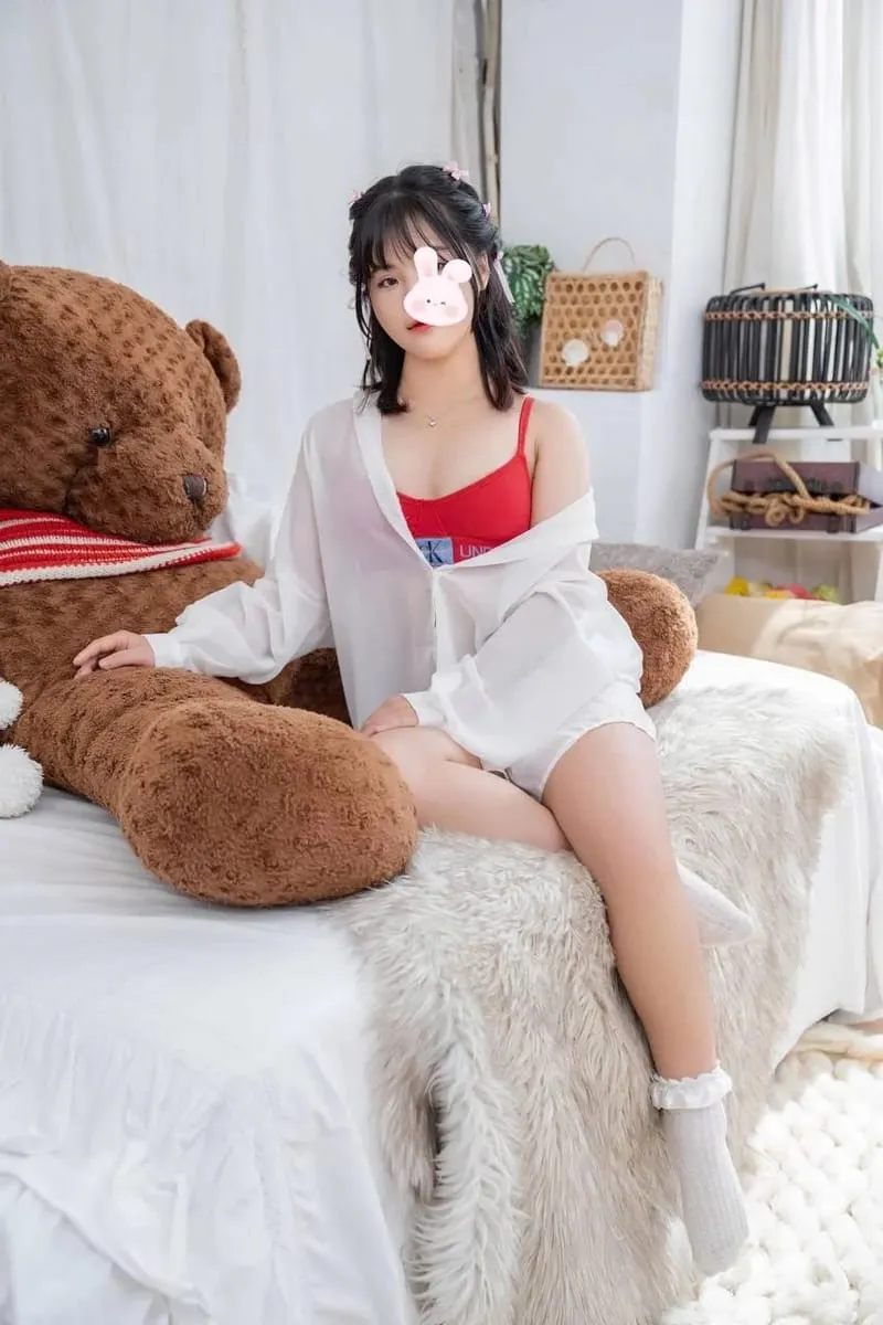 Ảnh 8 - HOT TEEN 2K5 ❤️YẾN NHI❤️ THIẾU NỮ TINH NGHỊCH, SV CHU ĐÁO