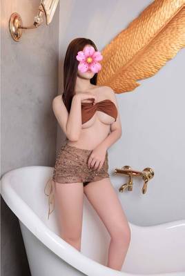 PÉ NGỌC - Baby cute - Dâm xinh chiều khách - Ngon cực [2153]