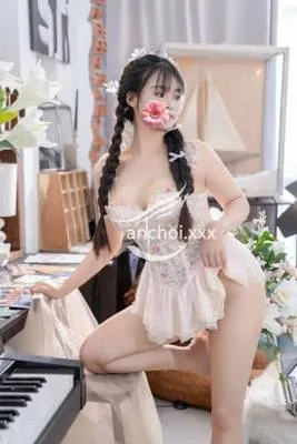 ❤️HOT CLIP SEX❤️ BÉ HỒNG 2K2 VẺ ĐẸP TRONG SÁNG LẦN ĐẦU ĐI LÀM CỰC CHIỀU KHÁCH