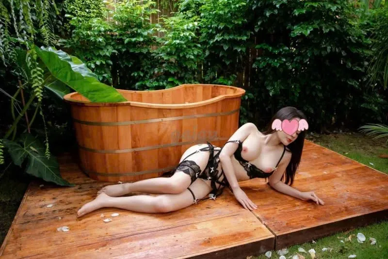 BÉ KẸO - DÂM ĐÃNG CHIỀU ANH EM HƠN NGƯỜI YÊU