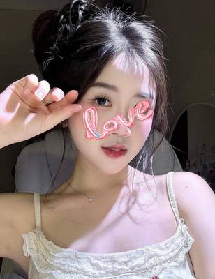Huyền baby,GƯƠNG MẶT XINH XẮN- VÚ TO - MÔNG MẨY - CHỊCH ÊM KHÓ CƯỠNG