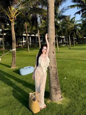Trang Anh 1999 - Girl Xinh Cực Kì Chiều Khách !