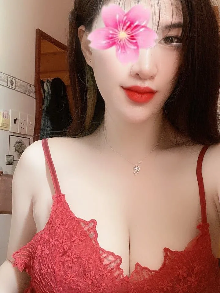 ❤️ LA KIM CƯƠNG ❤️ Hot girl Xinh - Chân chất mộc mạc
