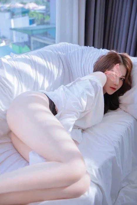 Ảnh 3 - BẢO NGỌC☀️❤️❤️☀️ SEXY NÓNG BỎNG☀ÁNH MẮT ĐƯA TÌNH BIỂU CẢM DÂM ĐÃNG KHI LÀM VIỆC MỘT E HÀNG ĐẬM CHẤT DÂM CHIỀU CHUỘNG HẾT NẤC ÔM ẤP ẤM ÁP NHƯ NGƯỜI YÊU