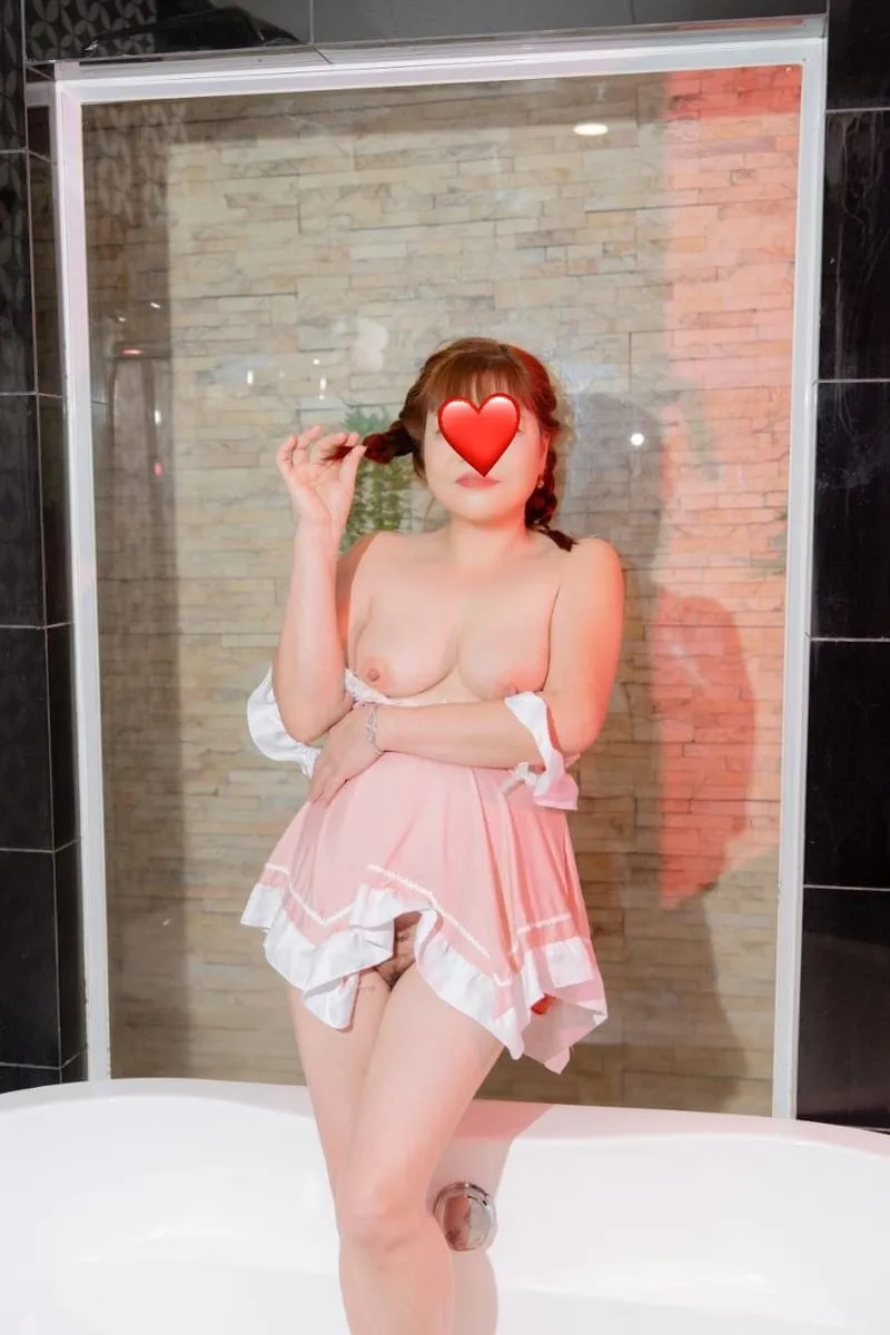 Ảnh 11 - Ngọc Châu💔Cô Nàng Dâm Đang💔