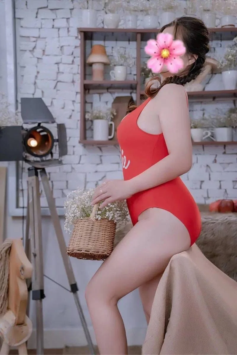 Ảnh 5 - Trang BaBy - Tê Tái Cùng Em Gái Xinh Tươi Ướt Át